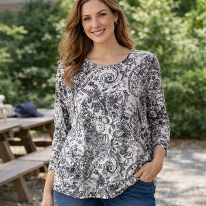 Coldwater Creek Top Sz 2XL Black White Gray Long Sleeve Floral Boho Casual Fairy